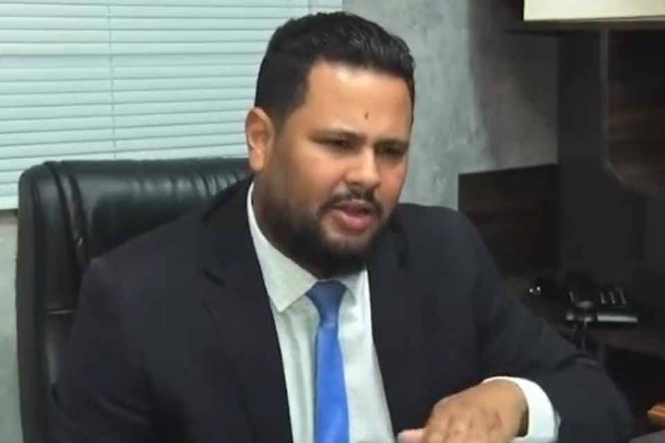 <div style="
                font-size: 18px;
                font-weight: bold;
                color: #0073aa;
                margin-bottom: 5px;
                text-transform: uppercase;
            ">SEGURANÇA PÚBLICA</div>Pré-candidato ao governo, Samuel Costa defende polícia valorizada e ações estruturais contra o crime em Rondônia