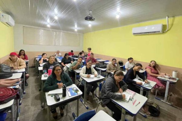 Matrículas da Educação de Jovens e Adultos em Rondônia seguem abertas até 28 de fevereiro
