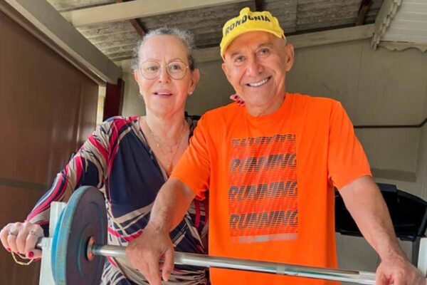 “O povo está ficando louco em velocidade 5G”, diz senador de Rondônia em texto sobre longevidade, internet e saúde mental