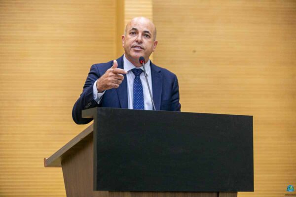 Ismael Crispin defende desenvolvimento sustentável e maturidade institucional na abertura do ano legislativo na Alero