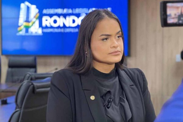 Dra. Taíssa solicita mutirão de RG para ampliar acesso à cidadania em Espigão d’Oeste