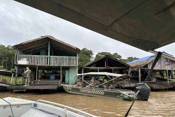 Operação Leviatã II destrói 47 embarcações usadas em garimpo ilegal no Rio Madeira, em Porto Velho