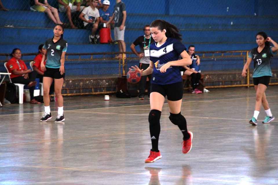 <div style="
                font-size: 18px;
                font-weight: bold;
                color: #0073aa;
                margin-bottom: 5px;
                text-transform: uppercase;
            ">ESPORTE ESCOLAR</div>Centros de Treinamento de Desporto Escolar impulsionam bolsas e contratos para estudantes da rede pública de Rondônia