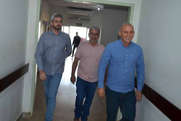 Ezequiel Neiva destina R$ 1,1 milhão para saúde de Cerejeiras e reduz filas de cirurgias e exames