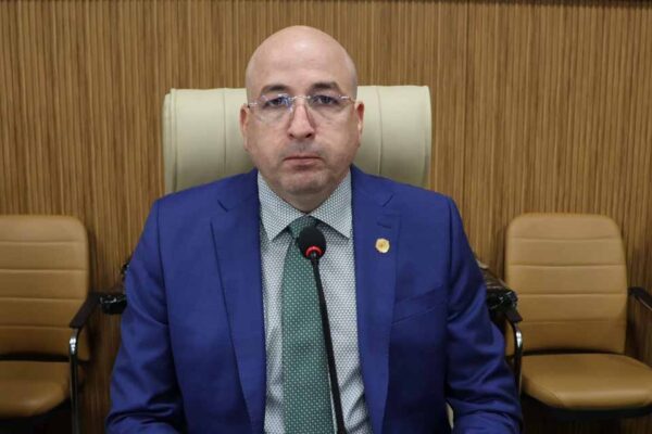 Projeto de Lei de Gedeão Negreiros, presidente da Câmara de Porto Velho, cria programa de patinetes elétricos em parques municipais