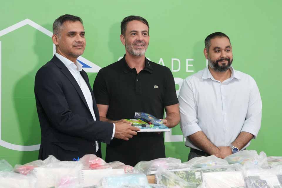 <div style="
                font-size: 18px;
                font-weight: bold;
                color: #0073aa;
                margin-bottom: 5px;
                text-transform: uppercase;
            ">KITS ESCOLARES</div>Prefeitura de Porto Velho inicia entrega de kits escolares completos para alunos da rede municipal