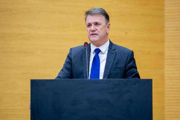 Luizinho Goebel solicita viatura de resgate para reforçar atendimento do Corpo de Bombeiros em Colorado do Oeste