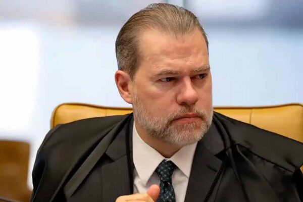 PF solicita a Fachin afastamento de Dias Toffoli da relatoria do inquérito sobre fraudes no Banco Master