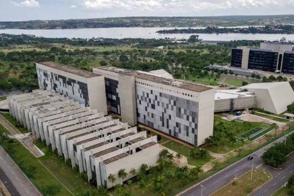 STJ instaura sindicância contra Marco Aurélio Buzzi após denúncia de importunação sexual; caso também é analisado pelo CNJ e STF