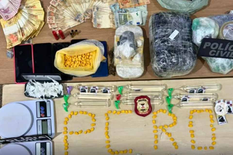 <div style="
                font-size: 18px;
                font-weight: bold;
                color: #0073aa;
                margin-bottom: 5px;
                text-transform: uppercase;
            ">TRÁFICO DE DROGAS</div>Polícia Civil prende nove pessoas e apreende drogas na 3ª fase da Operação Império da Lei em Nova Mamoré