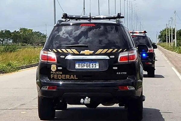 Polícia Federal deflagra Operação Sem Remorso para apurar desvio de quase R$ 1 milhão da Caixa em Santa Catarina