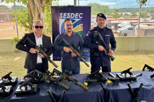 Governo de Rondônia investe R$ 28 milhões em segurança e entrega primeira lancha blindada do estado