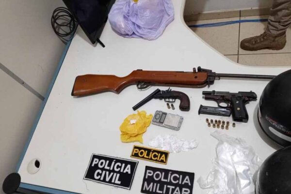 Prisões e apreensão de armas e drogas marcam operação integrada das polícias em Urupá