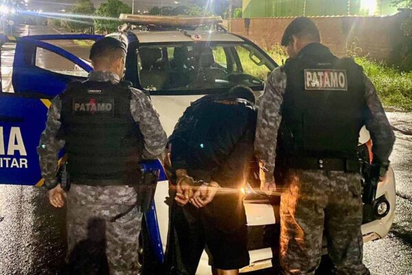 Polícia Militar recupera motocicleta roubada e prende suspeito após perseguição em Rolim de Moura