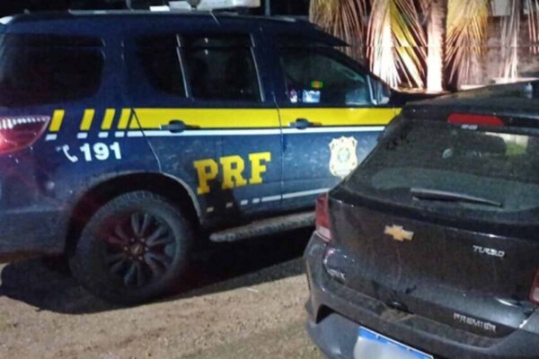 Veículo com registro de furto é recuperado pela PRF durante fiscalização na BR-429, em Rondônia