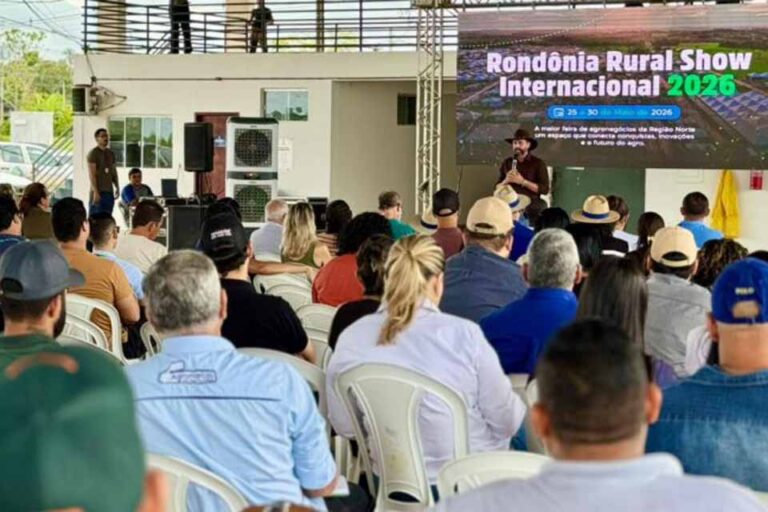 Manual da 13ª Rondônia Rural Show é apresentado a expositores em Ji-Paraná