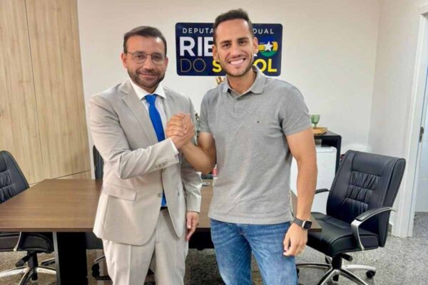 Ribeiro do Sinpol articula recursos para saúde, agricultura e estradas vicinais em Ji-Paraná