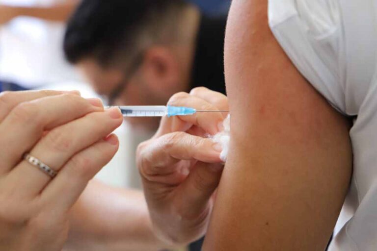 Rondônia aplica mais de 87 mil doses e intensifica vacinação contra gripe até 28 de fevereiro