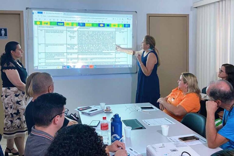 Plano Municipal de Assistência Social 2026–2029 é apresentado pela Semias ao CMAS para deliberação