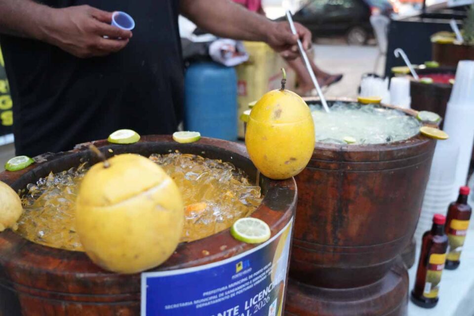 <div style="
                font-size: 18px;
                font-weight: bold;
                color: #0073aa;
                margin-bottom: 5px;
                text-transform: uppercase;
            ">BERA FOLIA</div>Prefeitura licencia quase 200 ambulantes e organiza comércio informal no Carnaval de Porto Velho