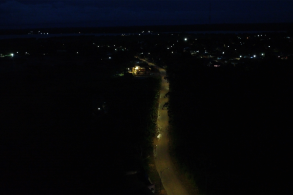 Iluminação pública chega pela primeira vez à Rua José Calbi, em Jaci-Paraná
