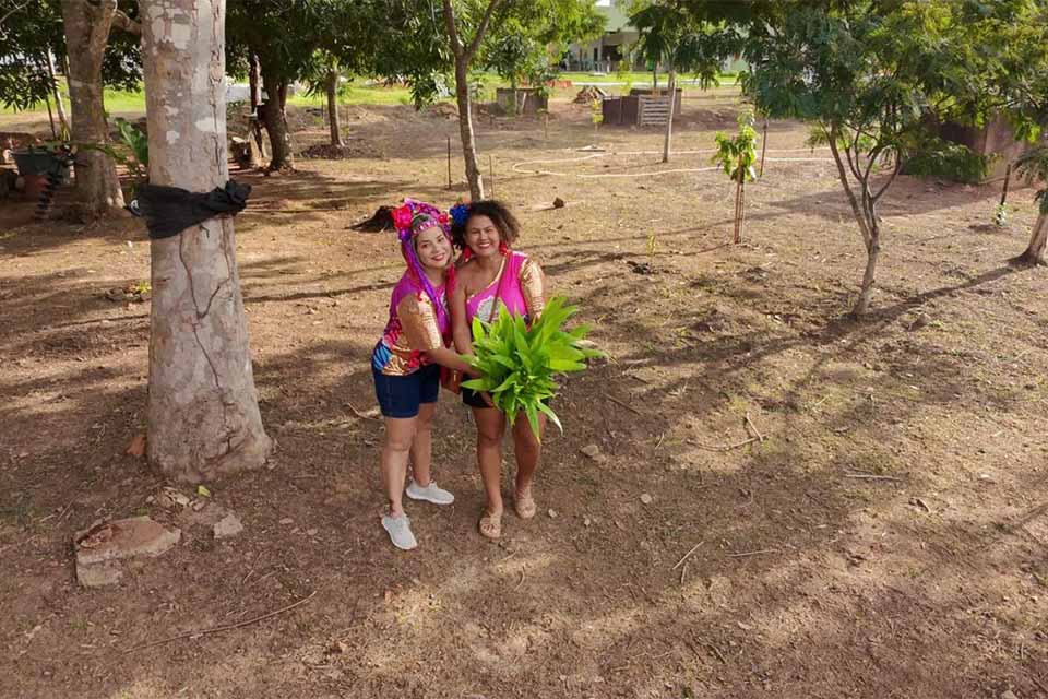 <div style="
                font-size: 18px;
                font-weight: bold;
                color: #0073aa;
                margin-bottom: 5px;
                text-transform: uppercase;
            ">FOLIA&MEIO AMBIENTE</div>Ecoporé e Pirarucu do Madeira encerram campanha ambiental com plantio no Nova Conquista