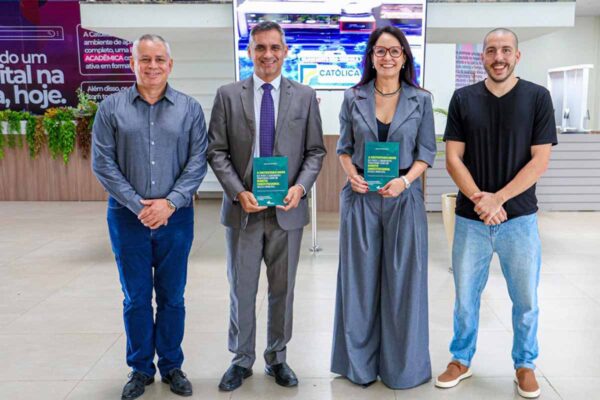 MPRO reforça cooperação com Faculdade Católica de Rondônia durante visita institucional em Porto Velho