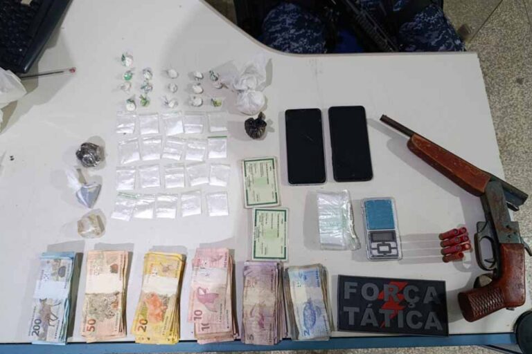 Força Tática do 7º BPM prende dois e apreende drogas, arma e dinheiro em Ariquemes