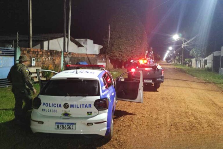 Ford Ka com marcas de tiros é apreendido e suspeito de homicídio em bar é detido pela PM em Porto Velho