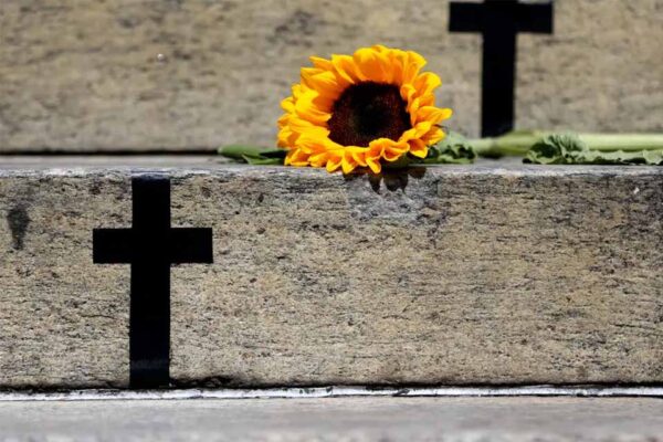 Violência vicária volta ao centro do debate após tragédia em Itumbiara e expõe padrão de agressões contra mulheres por meio dos filhos