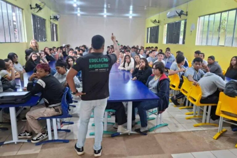 Ações de prevenção às queimadas mobilizam escolas e produtores rurais em Itapuã do Oeste, em Rondônia