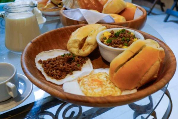 Programa Pão Nosso ultrapassa 100 mil cafés da manhã gratuitos em Porto Velho em três meses