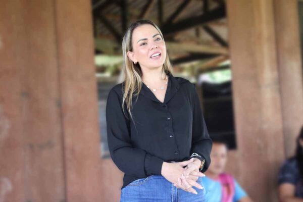 Cláudia de Jesus destina R$ 100 mil para compra de equipamentos agrícolas em Teixeirópolis