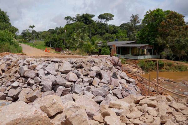 Ponte metálica no Bate Estaca entra na fase final e deve ser entregue até 31 de março em Porto Velho