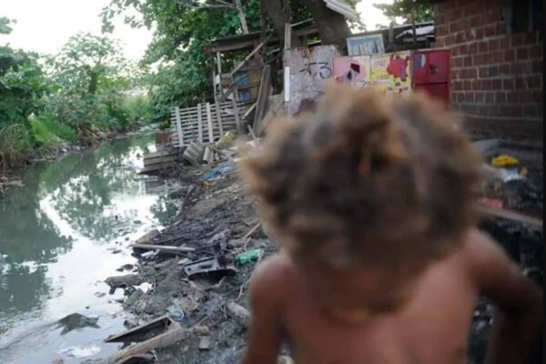 Desigualdade global marca mortes infantis: 4,9 milhões de crianças morreram antes dos 5 anos em 2024, aponta ONU