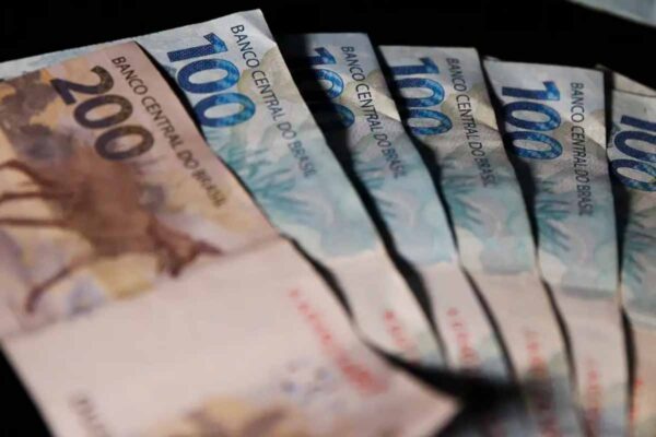 Dívida Pública Federal cresce 2,31% em fevereiro e ultrapassa R$ 8,8 trilhões