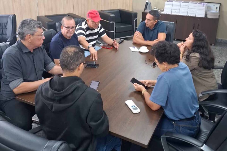 <div style="
                font-size: 18px;
                font-weight: bold;
                color: #0073aa;
                margin-bottom: 5px;
                text-transform: uppercase;
            ">SEGURANÇA JURÍDICA</div>Projeto defendido por Eyder Brasil garante segurança jurídica para servidores cedidos em ações educativas do Detran-RO