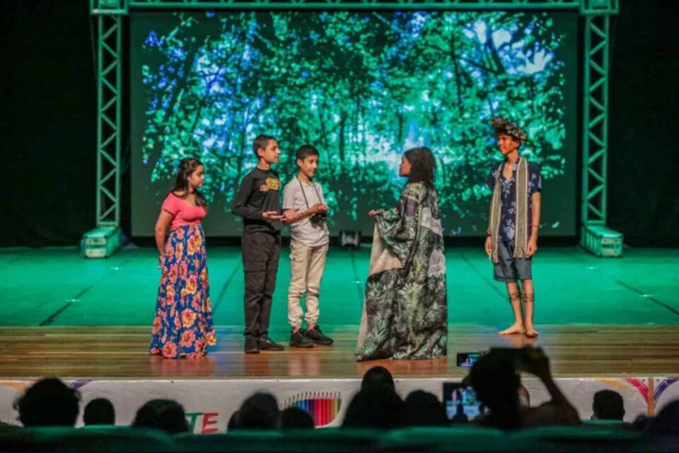 <div style="
                font-size: 18px;
                font-weight: bold;
                color: #0073aa;
                margin-bottom: 5px;
                text-transform: uppercase;
            ">MOSTRA CULTURAL</div>Festival Estudantil Rondoniense de Artes 2026 abre inscrições e terá etapas em todo o estado