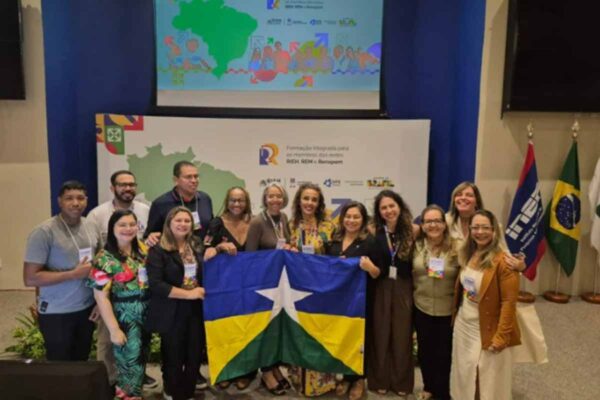 Rondônia ganha destaque nacional em conferência sobre políticas do ensino médio em Brasília