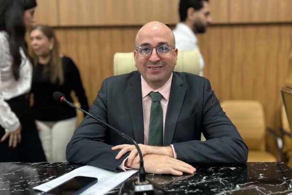 Vereador Gedeão Negreiros cobra nova linha de ônibus e abrigos no Parque Amazônia em Porto Velho