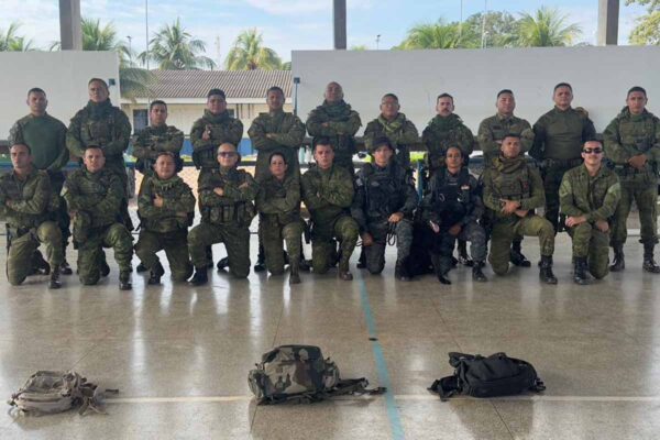 Capacitação com cães policiais reforça atuação do Batalhão de Fronteiras da PMRO