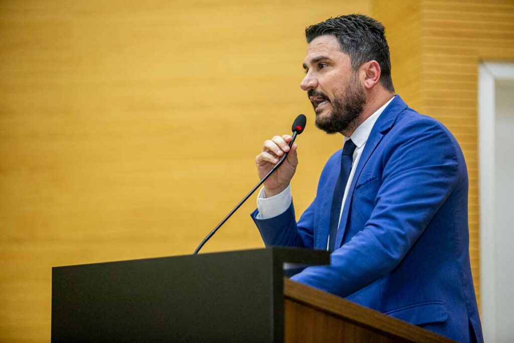Deputado Jean Mendonça cobra PCCS e valorização dos servidores do DER em Rondônia