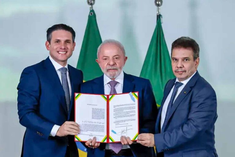 Lula sanciona Lei Antifacção com penas mais rígidas e foco em líderes do crime organizado