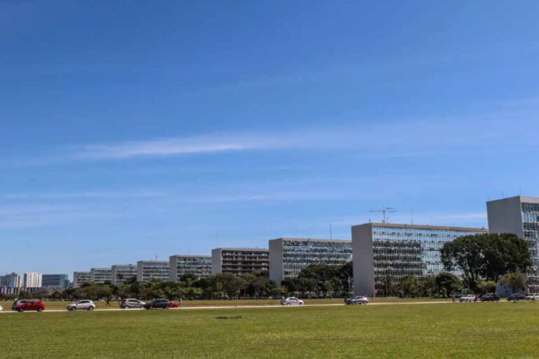 Governo federal detalha bloqueio de R$ 1,6 bilhão no Orçamento de 2026 e mantém restrição de gastos