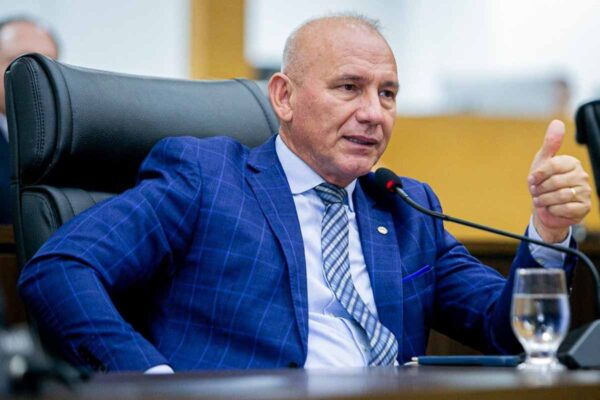 Investimento de Ezequiel Neiva amplia estrutura escolar em Vista Alegre do Abunã, em Porto Velho