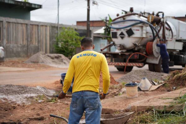 Prefeitura de Porto Velho fecha bueiros abertos e reforça segurança em bairros da zona Leste