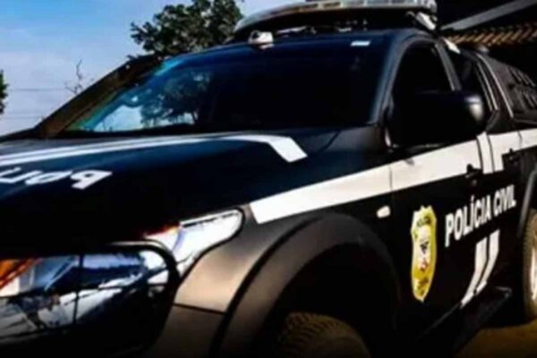 Criança fica ferida após embarcação invadir área de banho no Rio Pacaás Novos em Guajará-Mirim