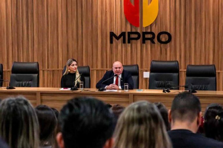 MPRO participa de palestra sobre assédio moral e sexual no serviço público em Porto Velho