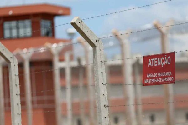 STF autoriza transferência de Daniel Vorcaro para presídio federal de segurança máxima em Brasília