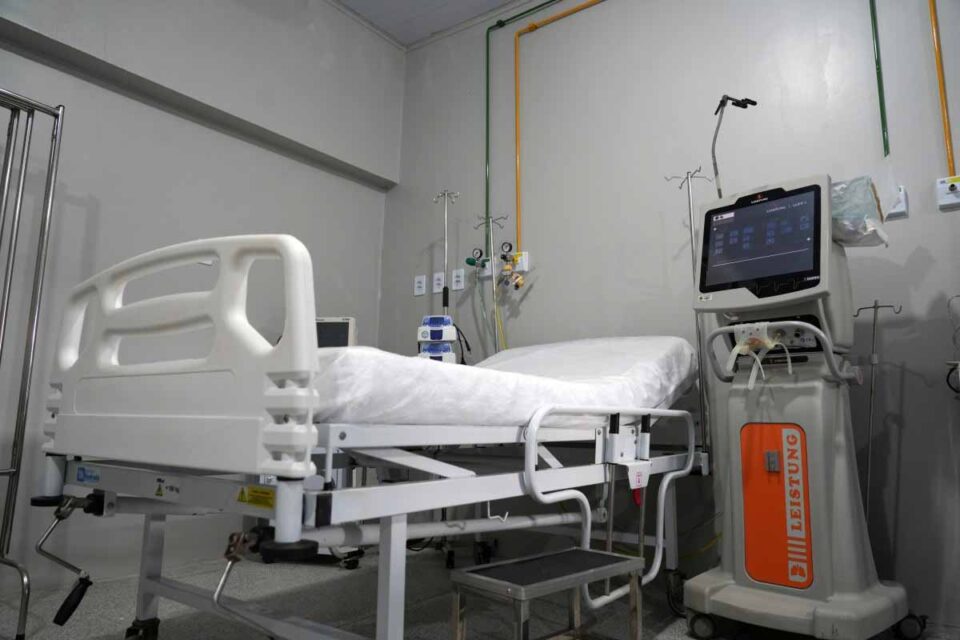 <div style="
                font-size: 18px;
                font-weight: bold;
                color: #0073aa;
                margin-bottom: 5px;
                text-transform: uppercase;
            ">SAÚDE</div>Porto Velho abre credenciamento para cirurgias eletivas e investe R$ 4,9 milhões para reduzir fila do SUS